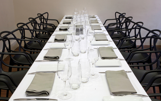 Restaurant La Flor Del Paraninfo | Manufacturer references | Kartell