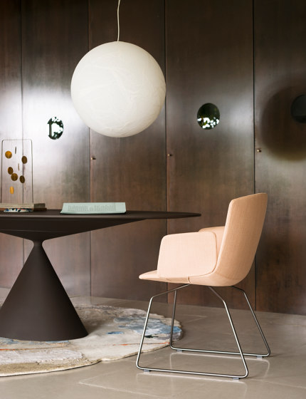 Clay | table | Dining tables | Desalto