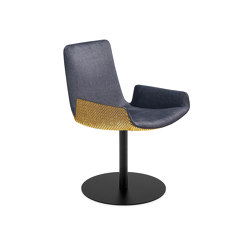 Amelie | Armchair Low with central leg | Chairs | FREIFRAU MANUFAKTUR