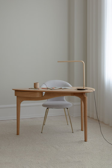 Duende | desk, oak | Scrivanie | UMAGE